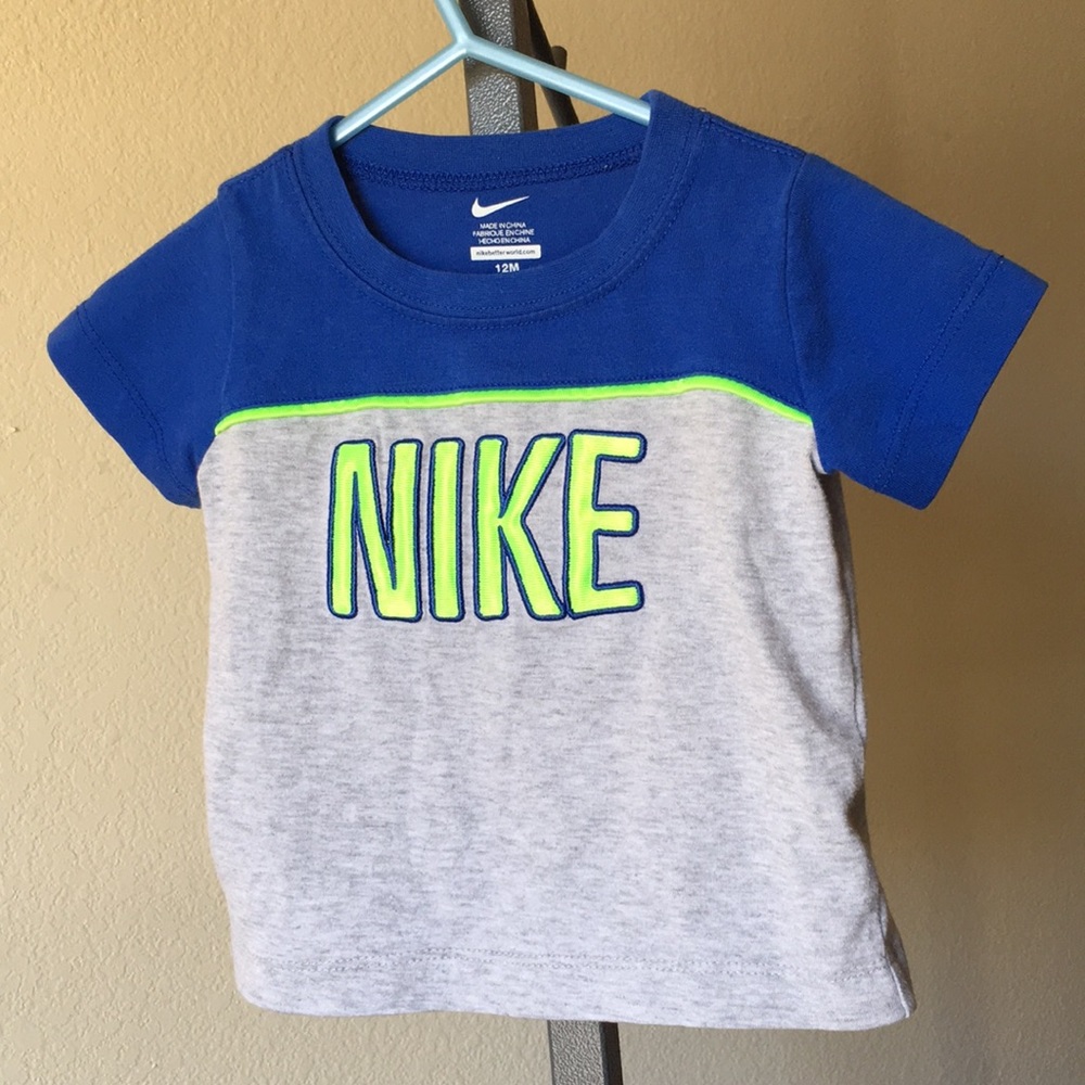 Nike kids t shirt